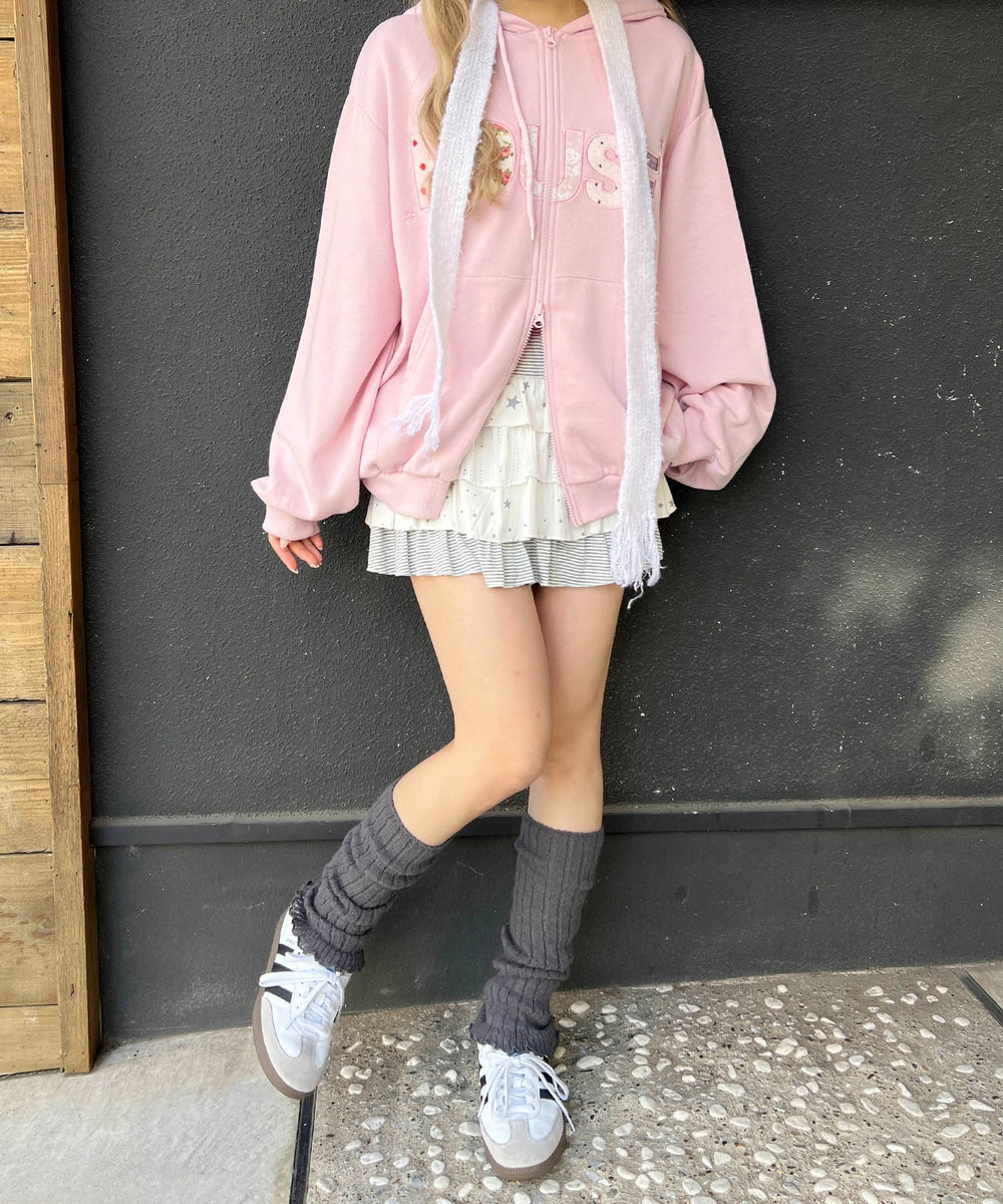 ホワイト モデル：160㎝ F着用