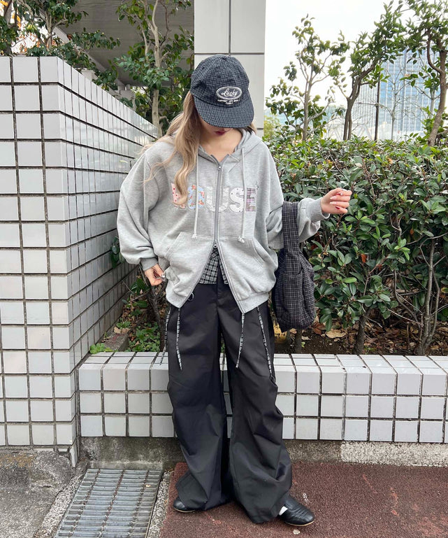 ブラック モデル：160㎝ F着用