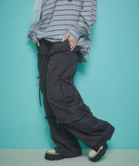 フリルカーゴパンツ