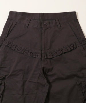 フリルカーゴパンツ