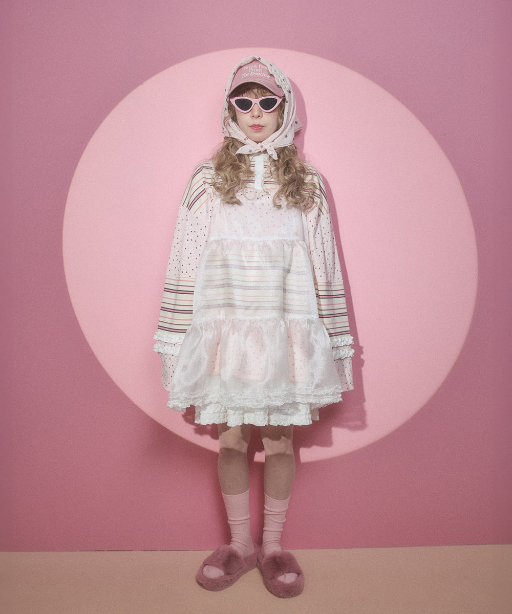 ホワイト モデル：160㎝ F着用