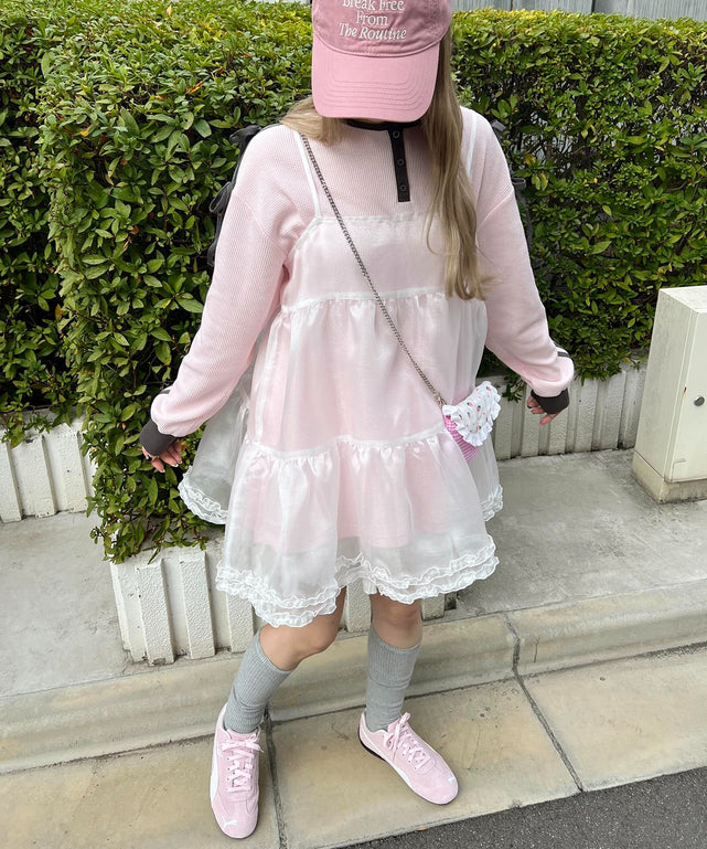 ホワイト モデル：160㎝ F着用