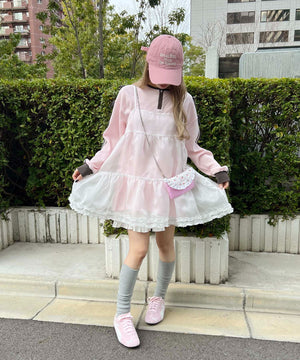 ホワイト モデル：160㎝ F着用