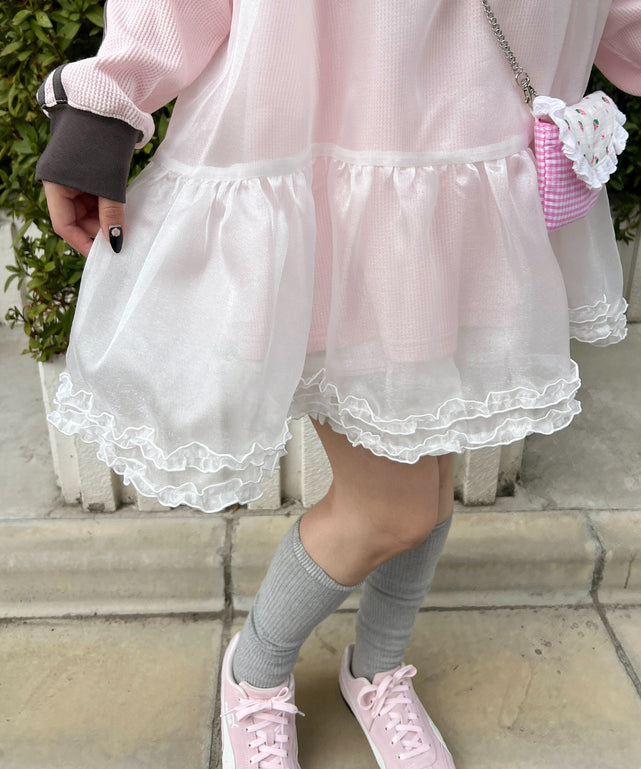 ホワイト モデル：160㎝ F着用