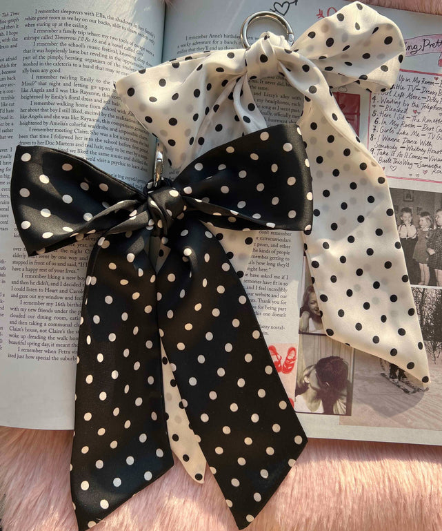 ドットリボンチャーム