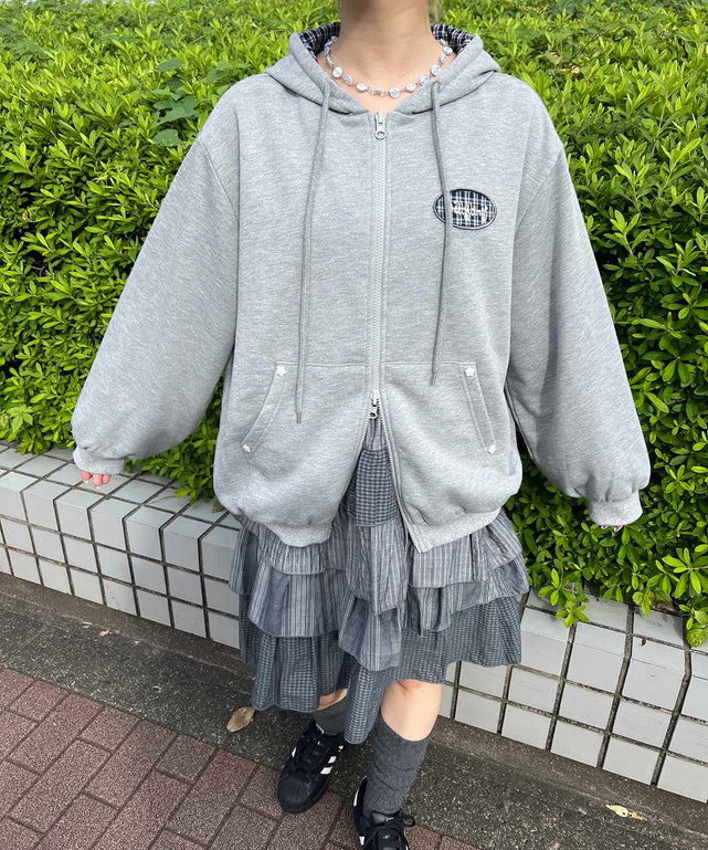 グレー モデル：160㎝ F着用