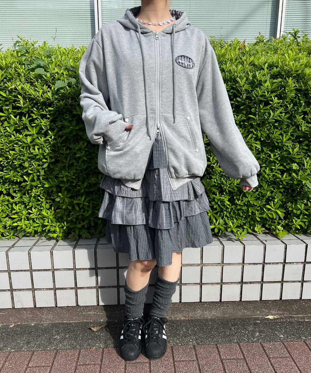 グレー モデル：160㎝ F着用