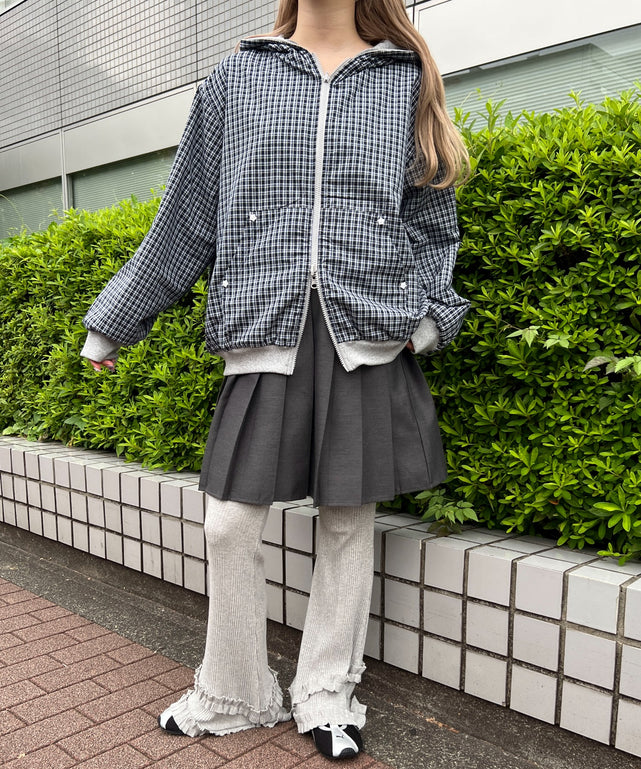 グレー モデル：160㎝ F着用