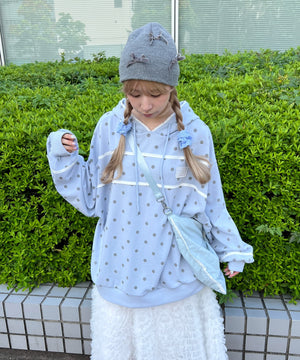 サックス モデル：160㎝ F着用サックス モデル：160㎝ F着用