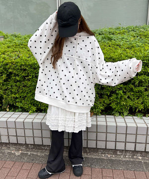 ホワイト モデル：155㎝ F着用