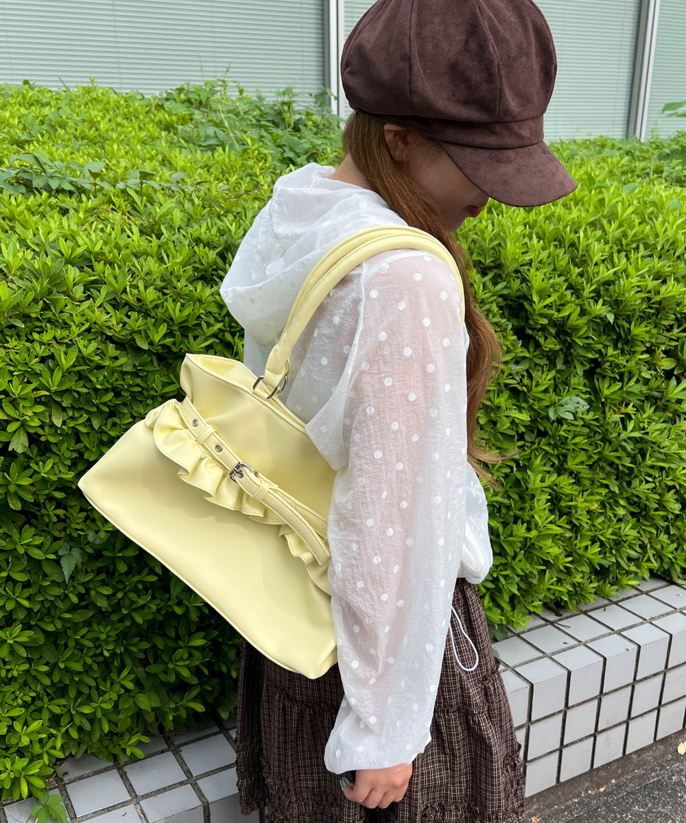 イエロー