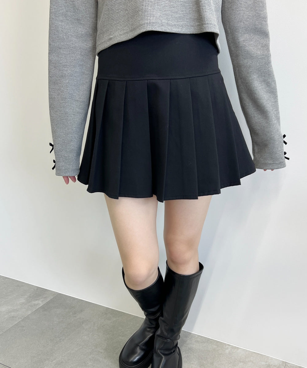 無地プリーツスカート