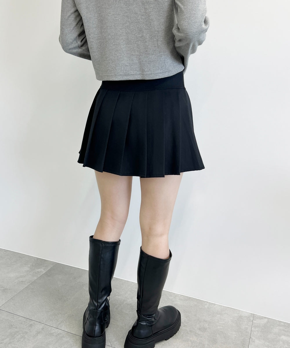 無地プリーツスカート