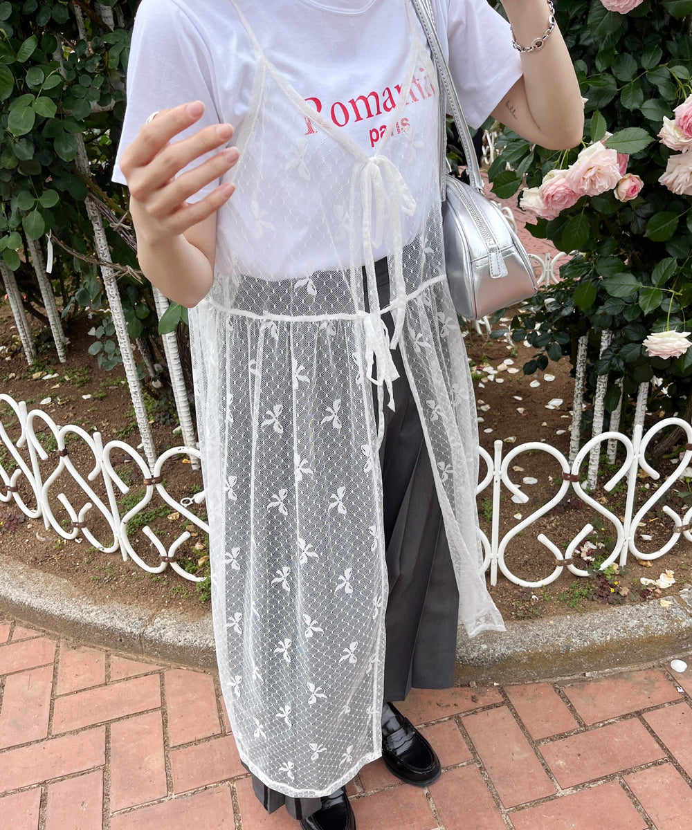 ホワイト モデル：152㎝ F着用