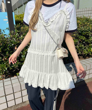 ホワイト モデル：160㎝ F着用