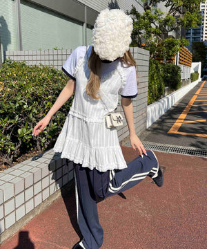 ホワイト モデル：160㎝ F着用