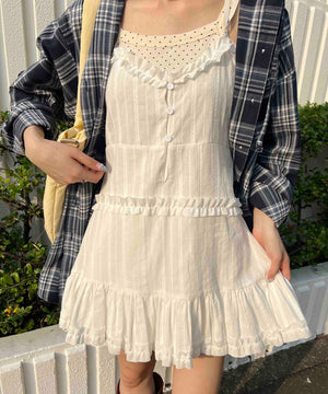 ホワイト モデル：160㎝ F着用