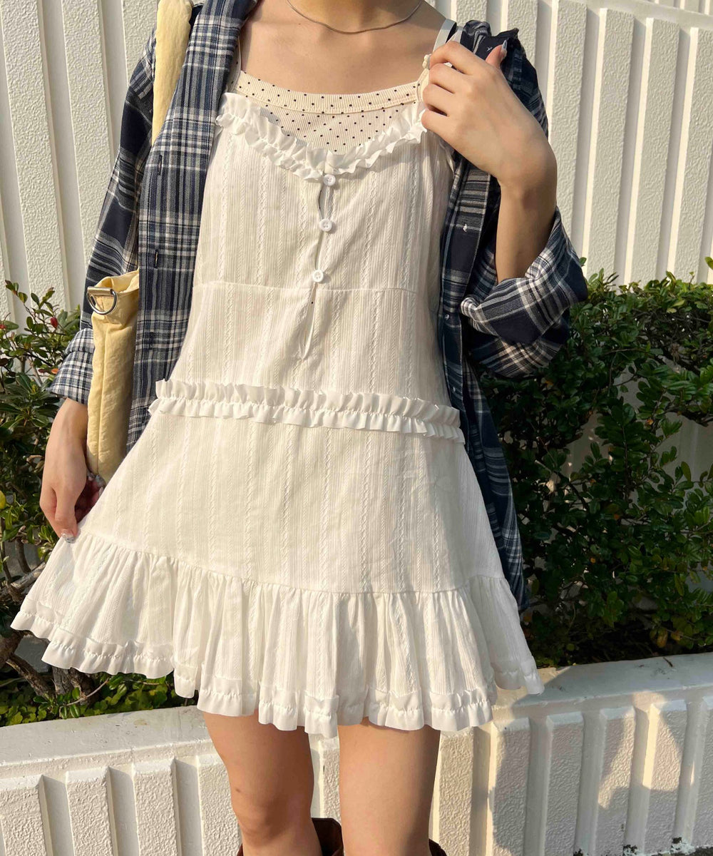 ホワイト モデル：160㎝ F着用