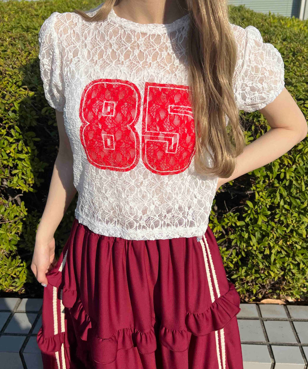 ホワイト モデル：160㎝ F着用