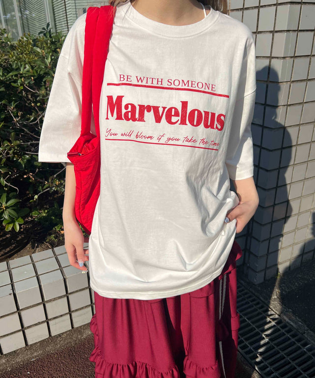 ホワイト モデル：160㎝ F着用