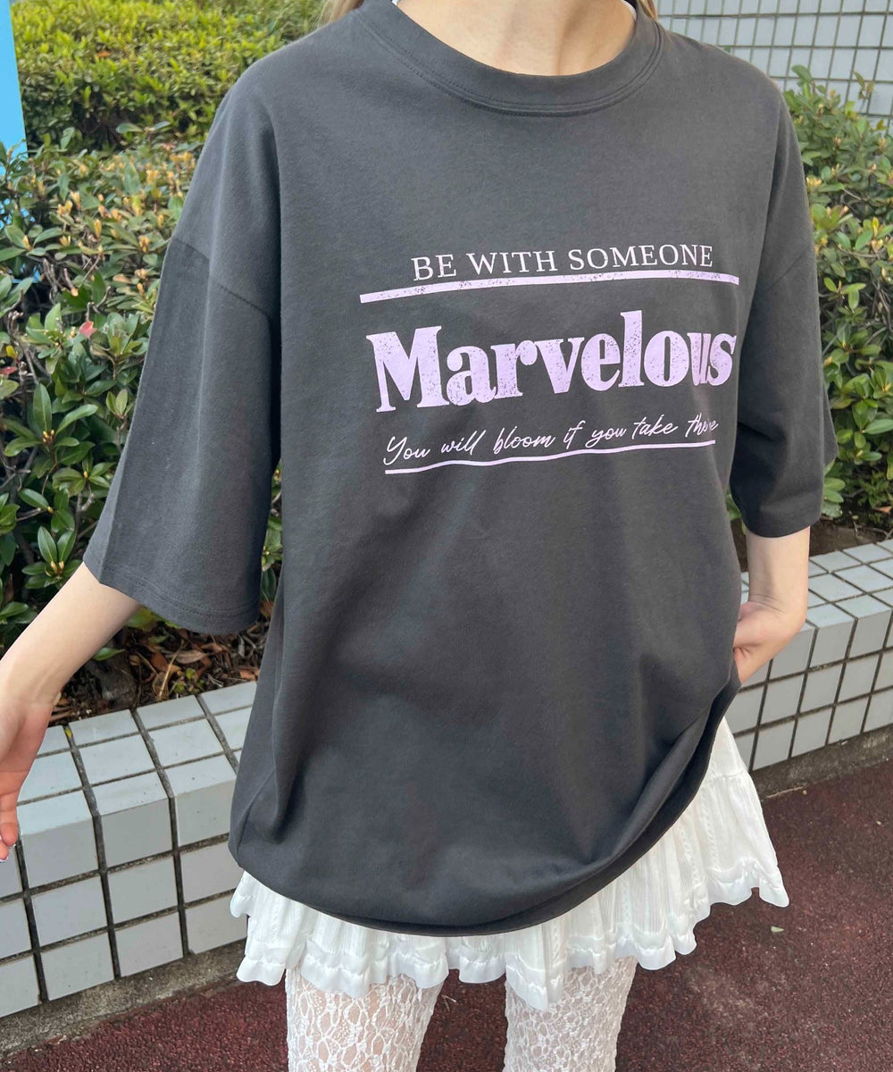 ホワイト モデル：160㎝ F着用