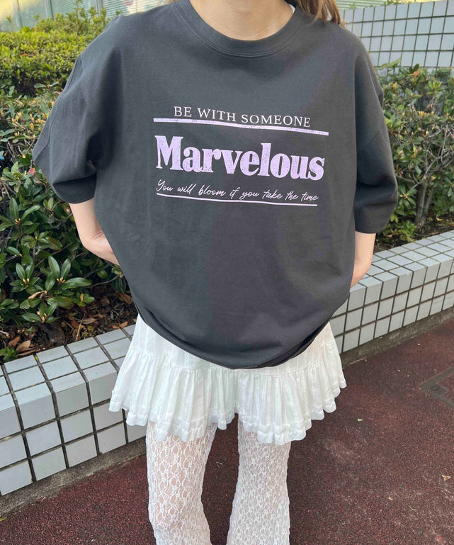 ホワイト モデル：160㎝ F着用