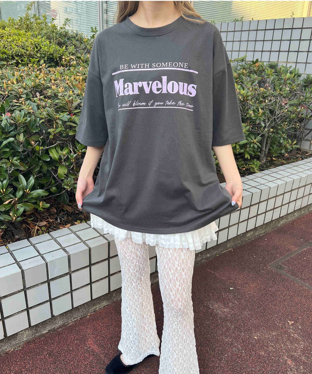 ホワイト モデル：160㎝ F着用