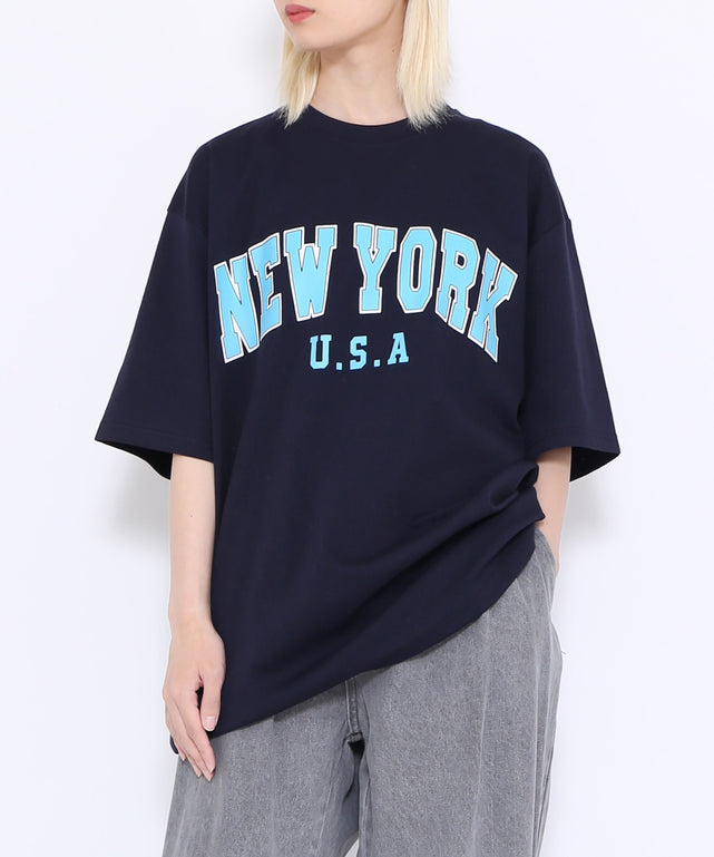 NEW YORKロゴTシャツ/ネイビー モデル：165cm FREE着用
