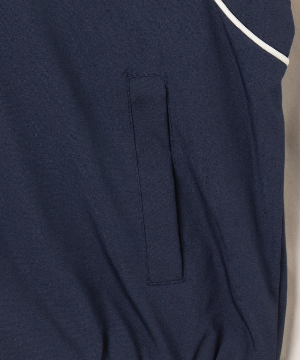 カレッジロゴスタジャン