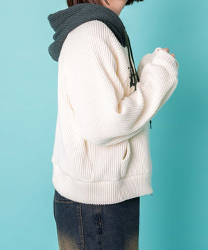 ホワイトアイボリー　モデル:155cm F着用