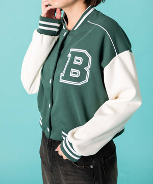 グリーン  モデル：155cm F着用