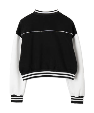 イニシャルワッペンスタジャン