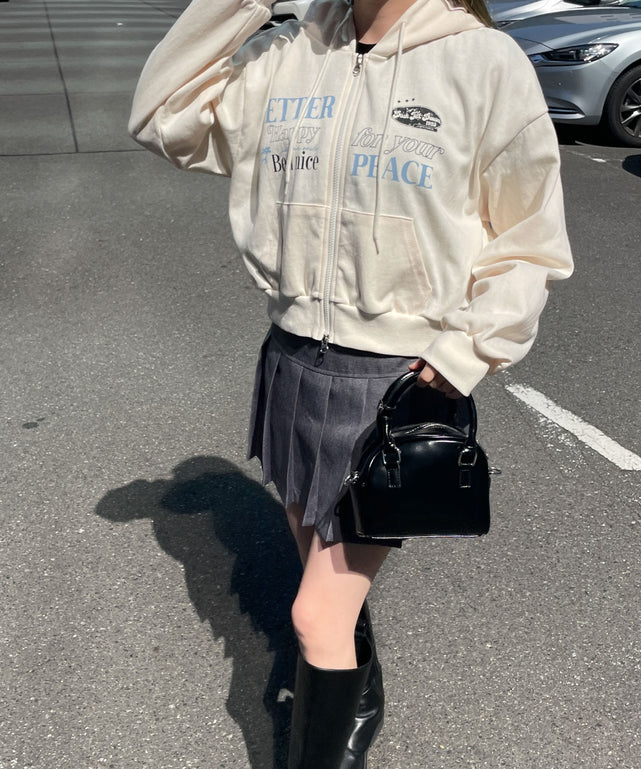 ホワイト  モデル:155cm F着用