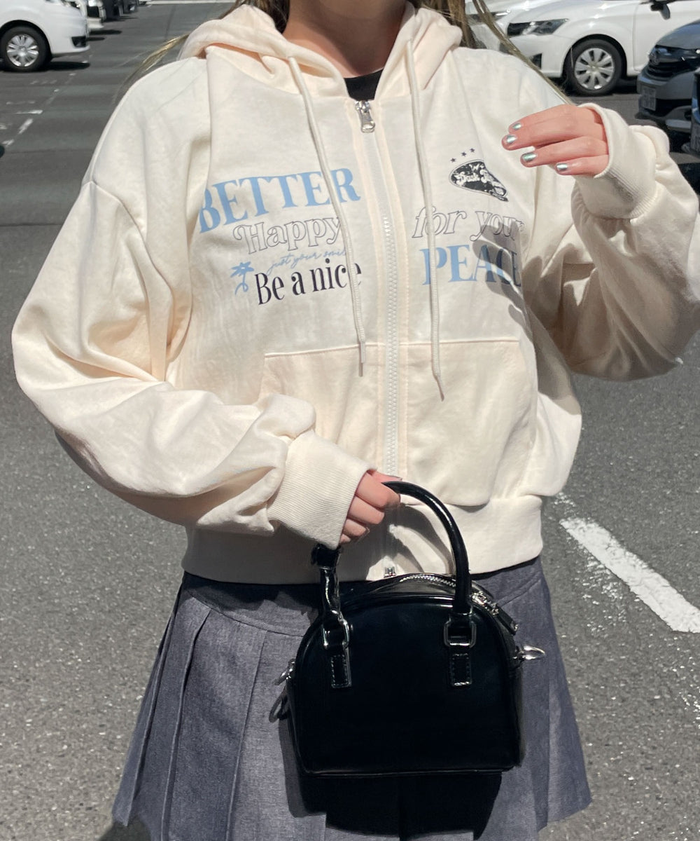 ホワイト  モデル:155cm F着用