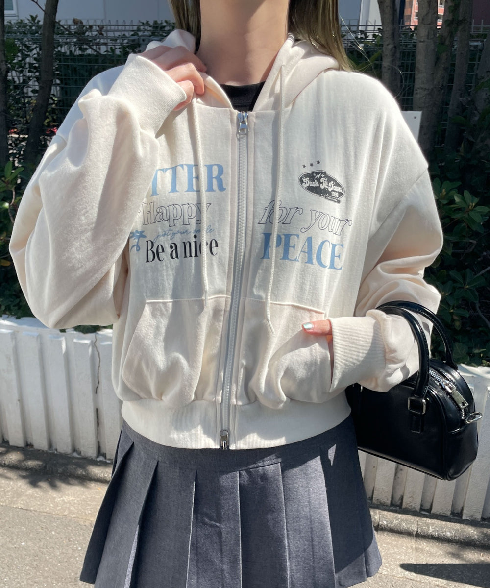 ホワイト  モデル:155cm F着用