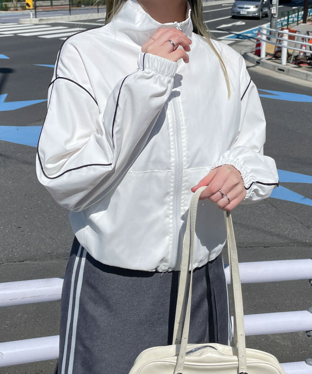 ホワイト 　モデル:155cm F着用