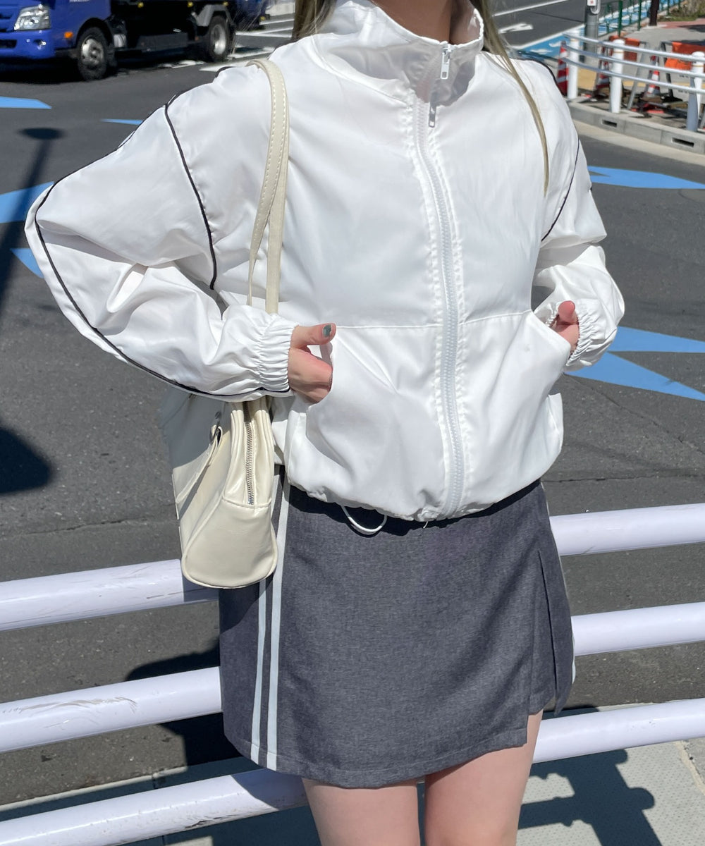 ホワイト 　モデル:155cm F着用