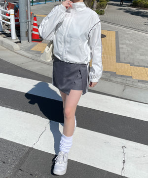 ホワイト 　モデル:155cm F着用