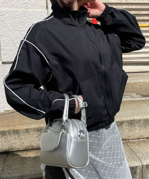 ブラック　モデル:153cm F着用