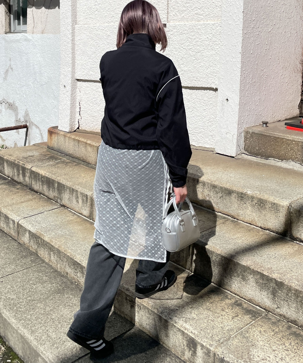 ブラック　モデル:153cm F着用