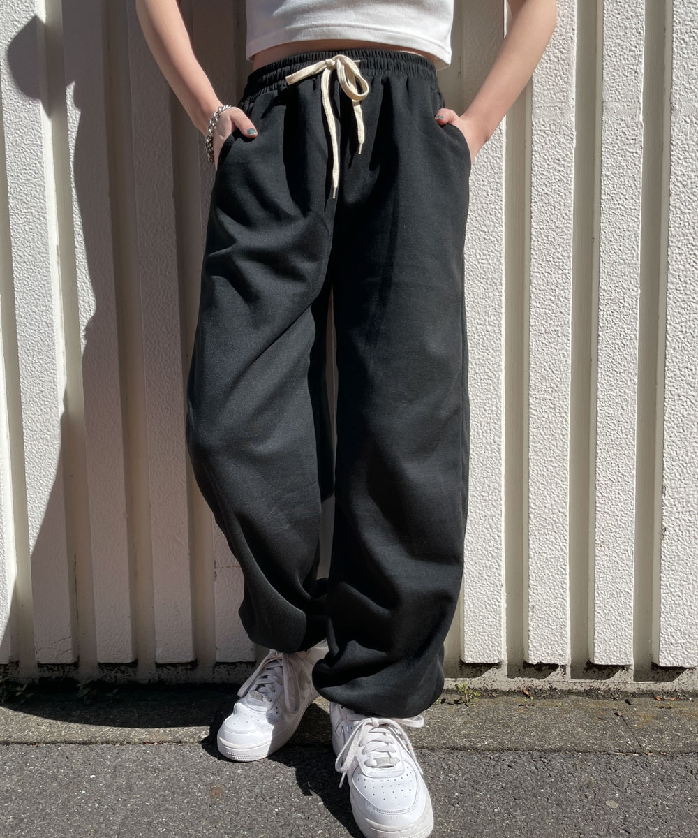 ブラック　モデル:155cm F着用