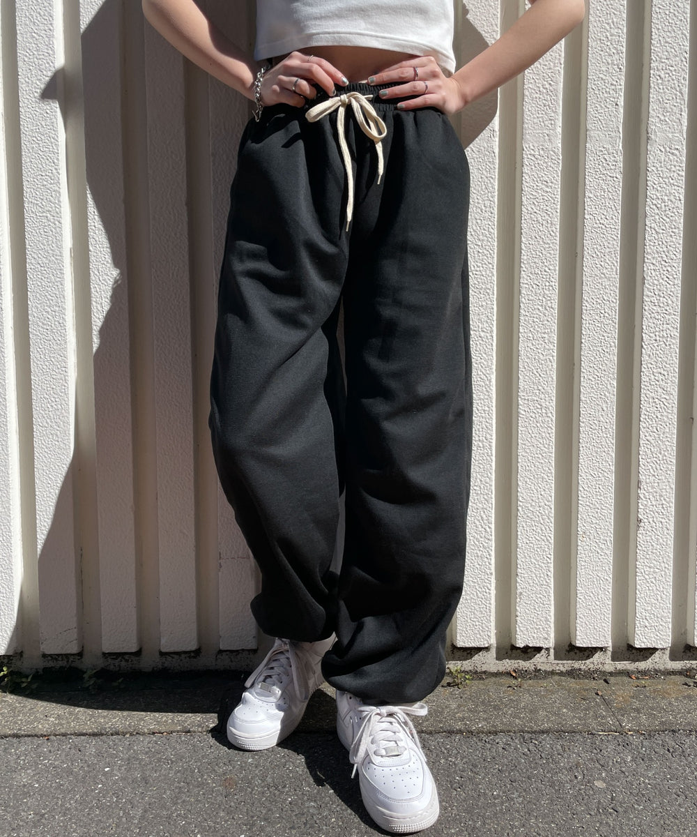 ブラック　モデル:155cm F着用