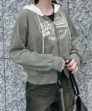 カーキ　モデル:155cm F着用