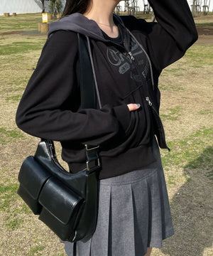 ブラック　モデル:155cm F着用