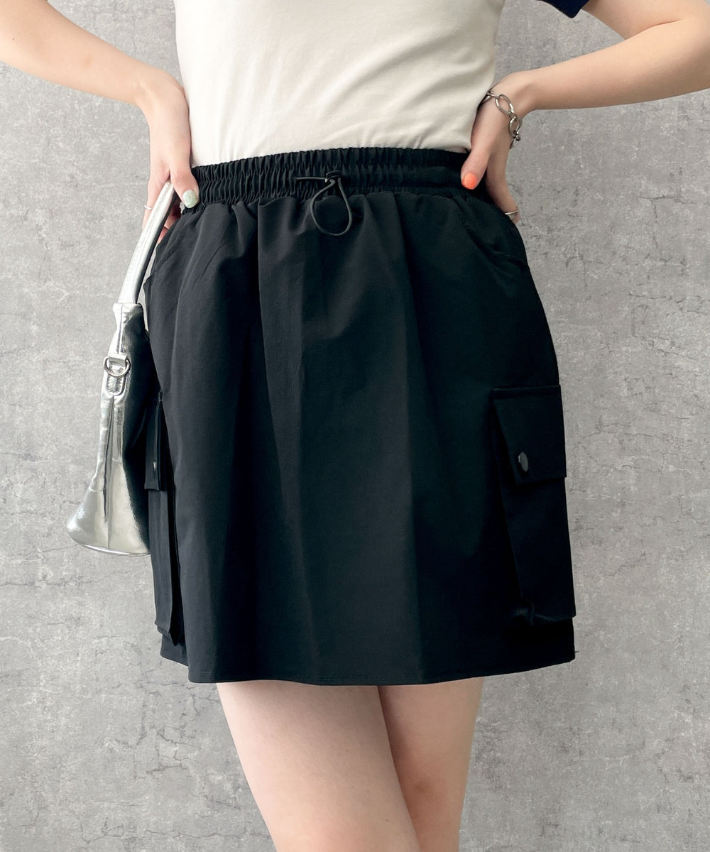 ブラック　モデル:155cm F着用