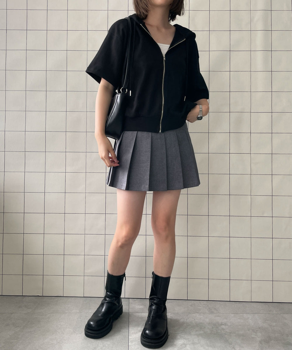 ブラック　モデル:155cm F着用