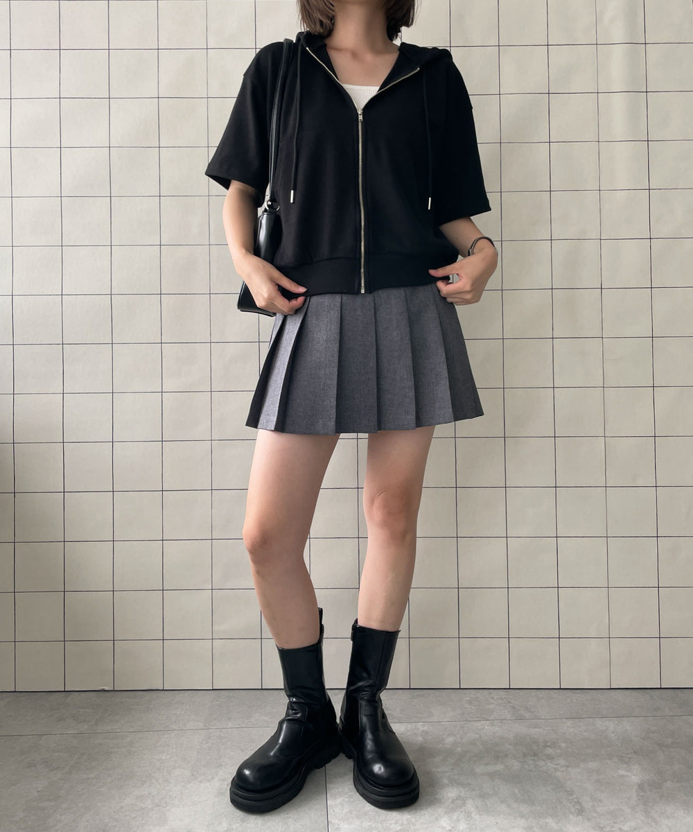 ブラック　モデル:155cm F着用