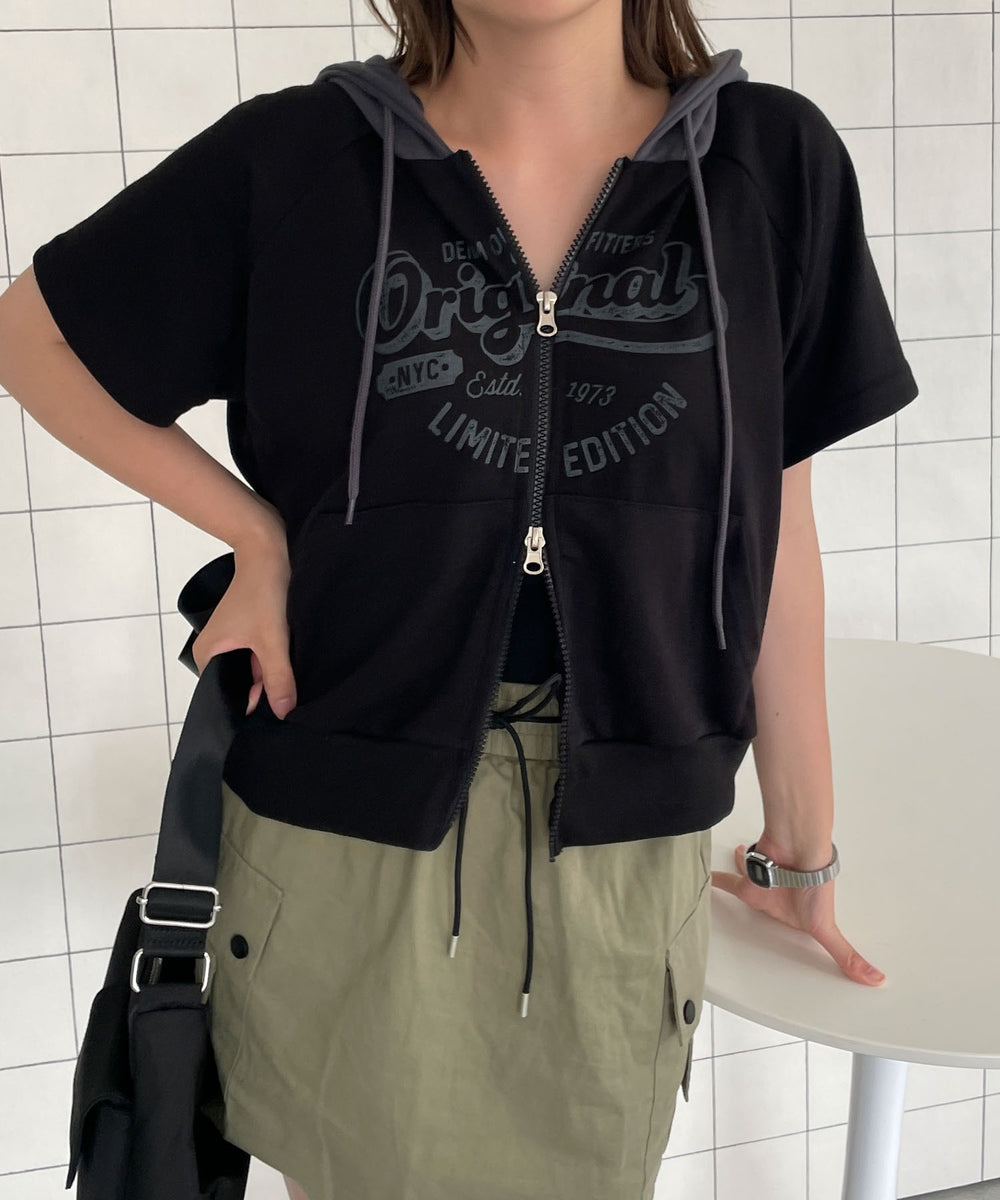 ブラック　モデル:155cm F着用