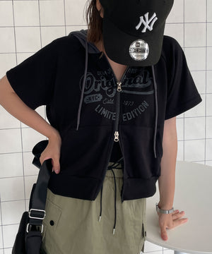 ブラック　モデル:155cm F着用