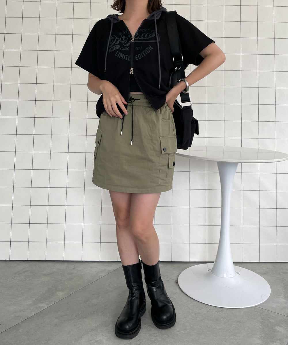 ブラック　モデル:155cm F着用